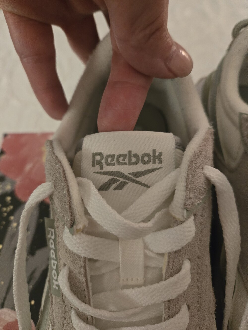Womens' Reeboks - Picture 5 of 11